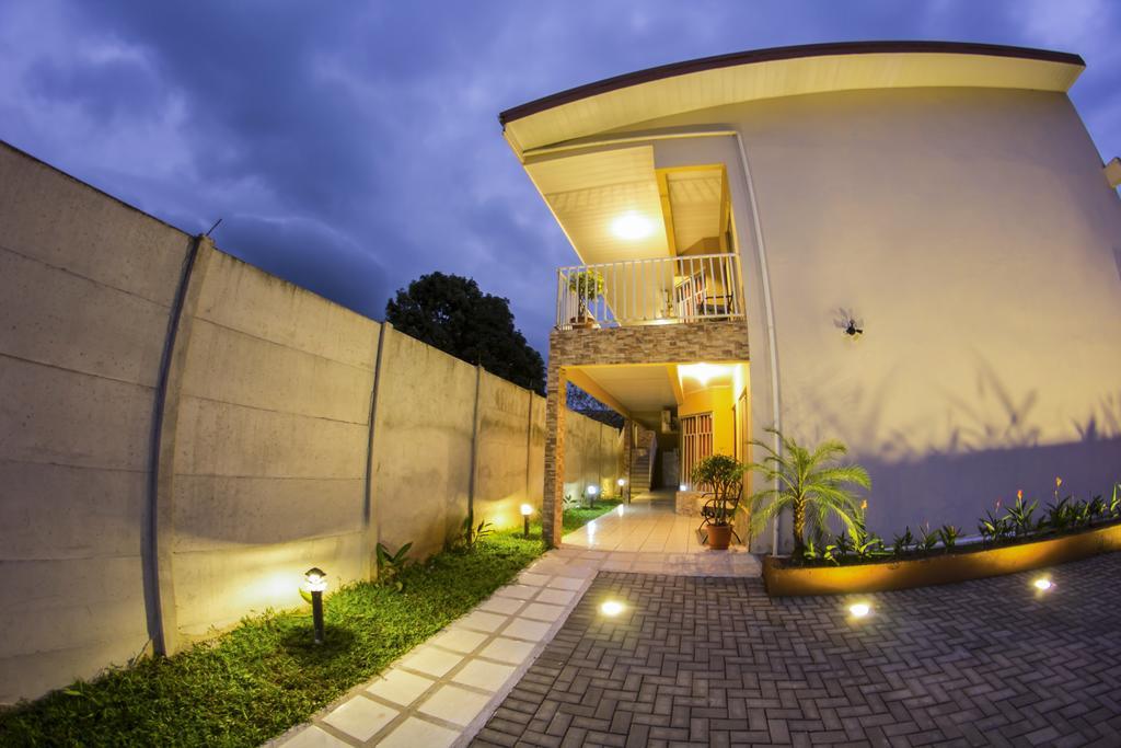 Apartamentos Valle Del Volcan La Fortuna Zewnętrze zdjęcie